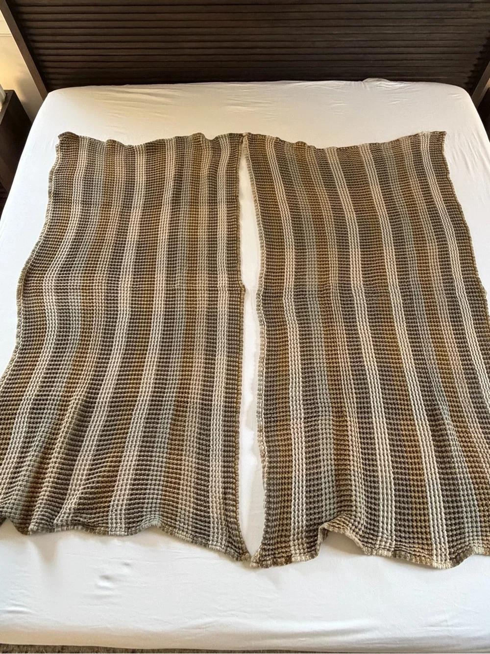 Parachute organic plaid